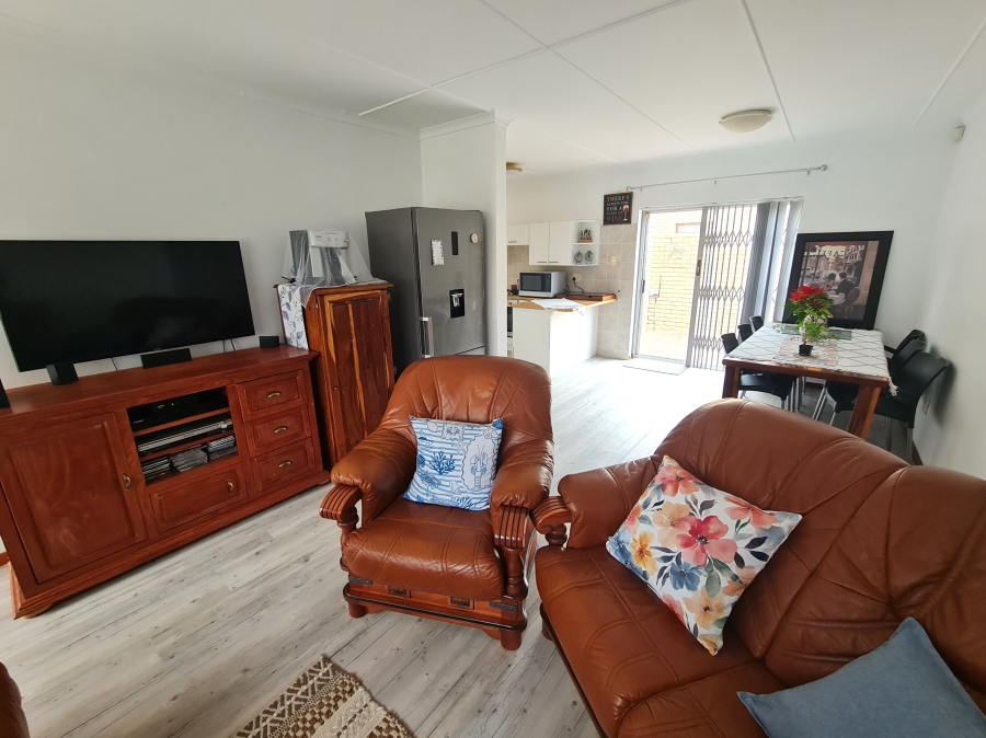 3 Bedroom Property for Sale in Jeffreys Bay Central Eastern Cape